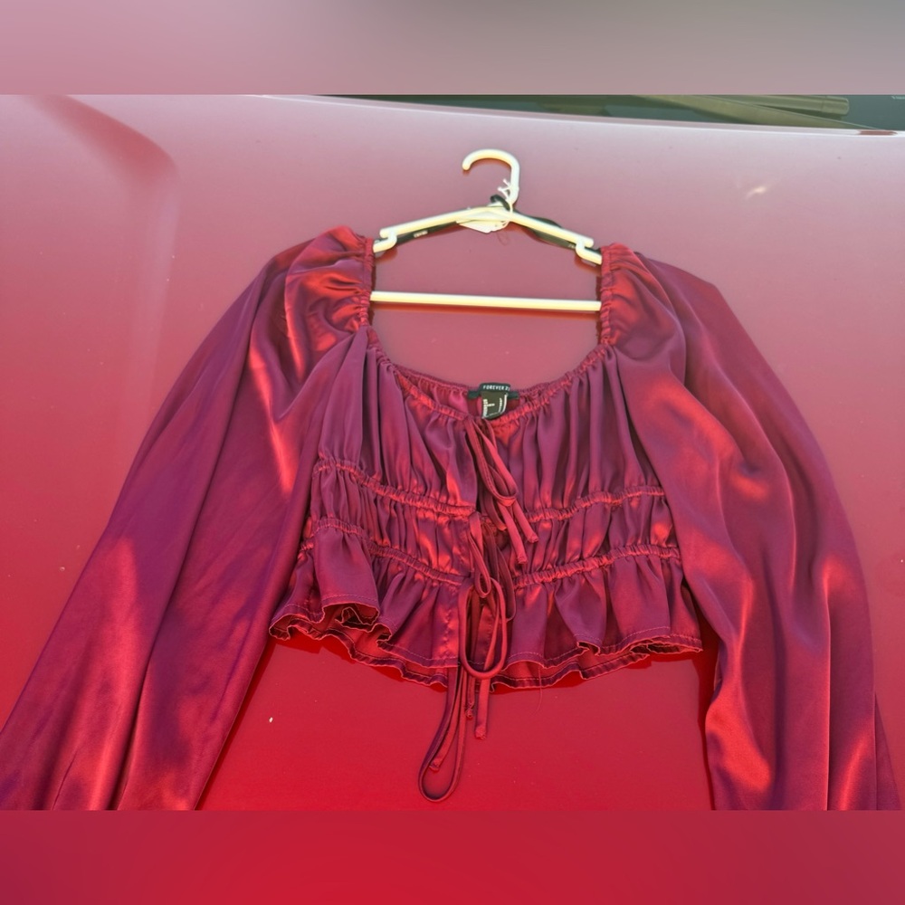 Satin Longsleeve